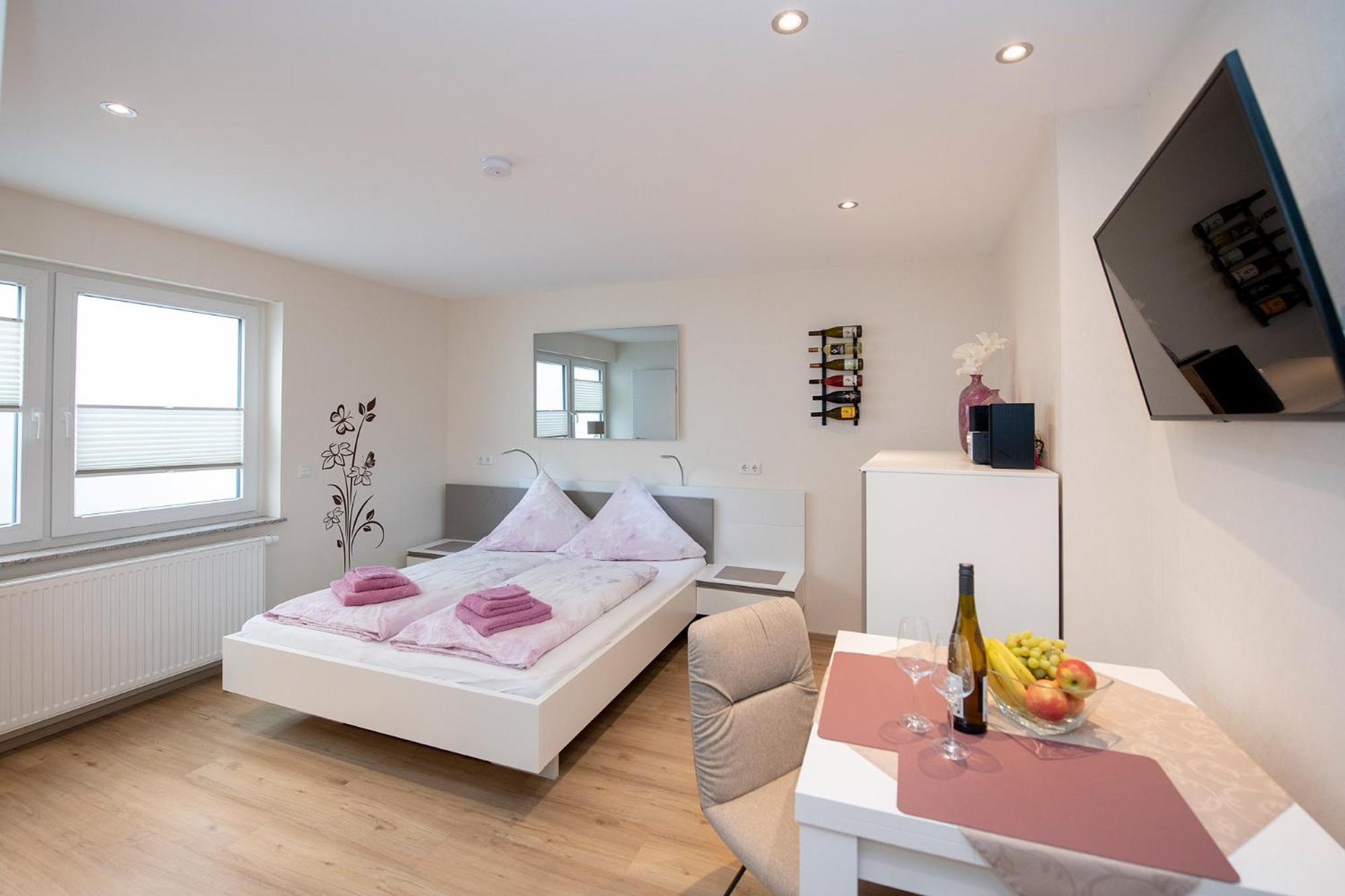 Studio Apartment Am Historischen Matthiasturm Neef Ngoại thất bức ảnh